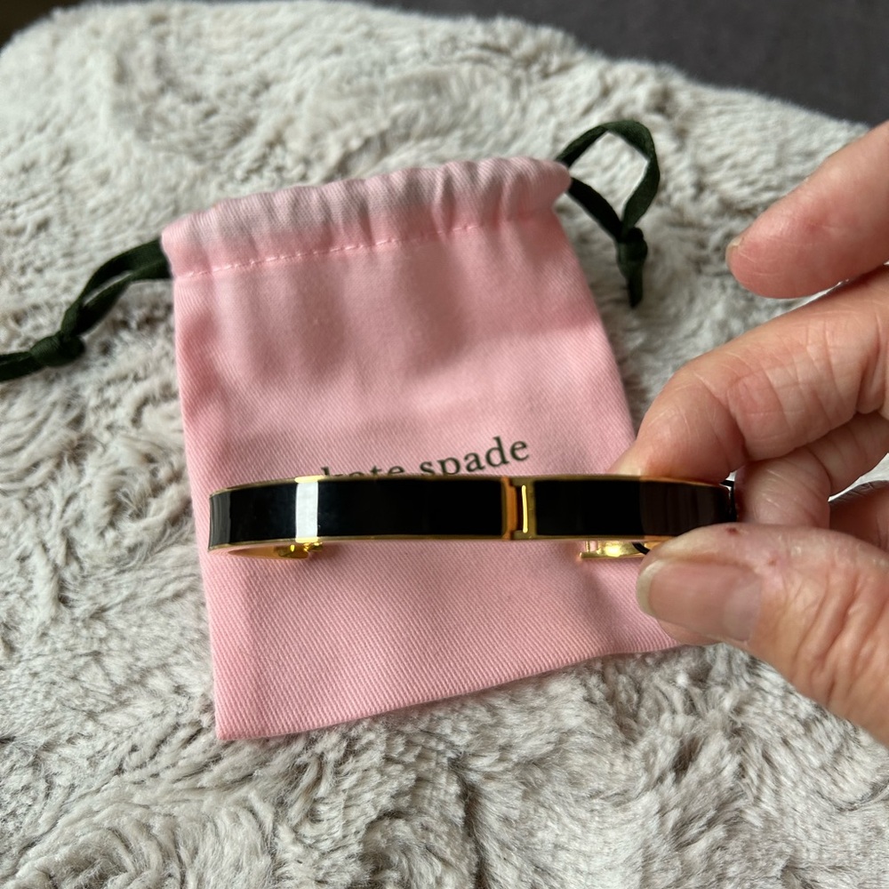 Kate Spade Gold Flake Bangle Bracelet - Picture 5 of 7